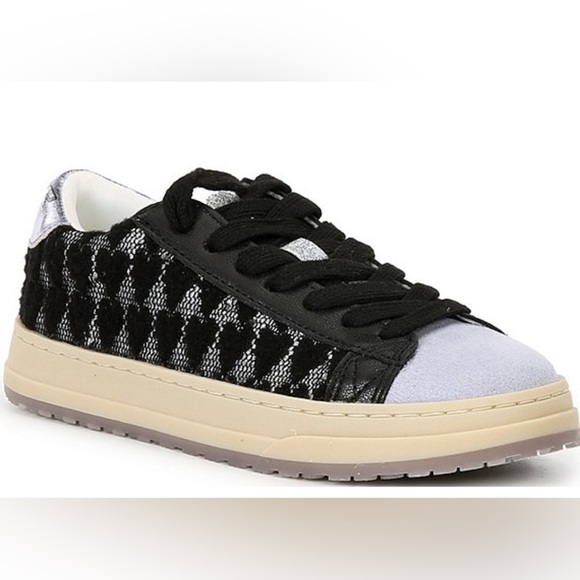 Steve Madden Kids Shoes with black lace/ US Size 4 - Picture 1 of 8